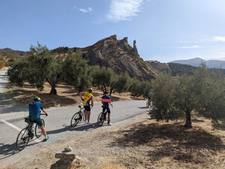 Séjours libres en Andalousie - Tour de la Sierra Nevada en itinérance, route, toute l'année. - 53douze Séjours et stages vélo de route